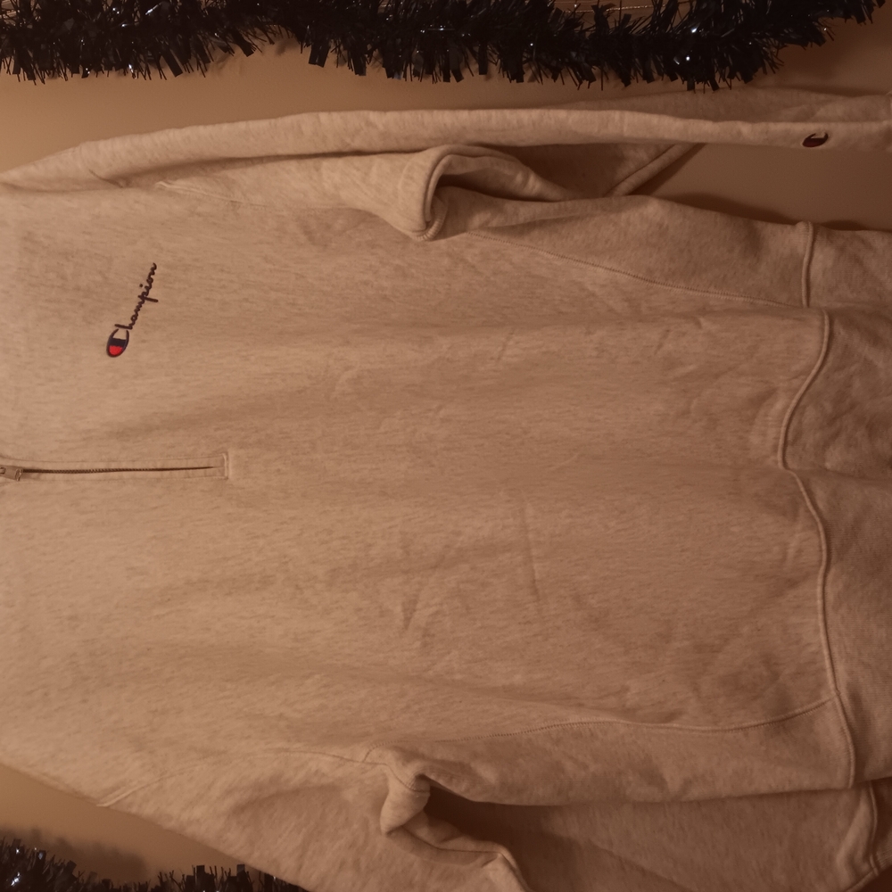 Champion Men's Cream Sweater